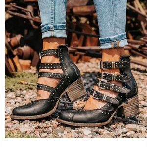 Brand new freebird bootie size 10